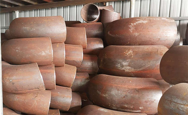 埋地螺旋焊管廠家，角鋼批發(fā)，1200鋼立柱，1920-12mm螺旋鋼管