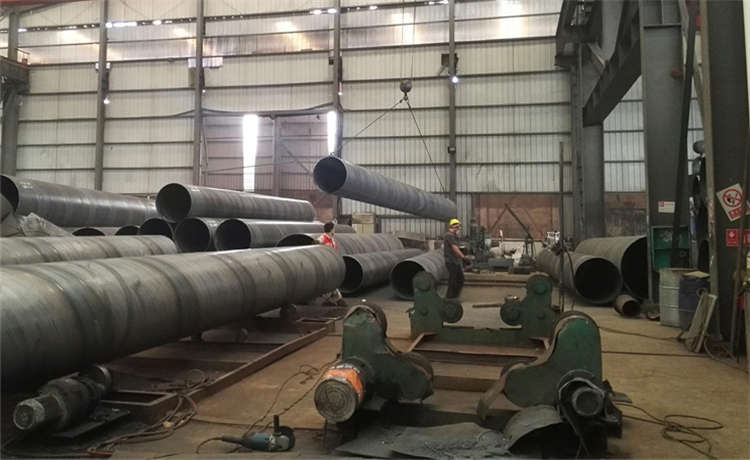 3PE防腐螺旋管廠家，鋼材場(chǎng)防腐螺旋管廠家，820-10螺旋鋼管，外徑1420mm螺旋管