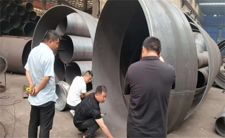 820-12mm螺旋焊管，610鋼立柱，火電廠(chǎng)循環(huán)水鋼管，1024螺旋焊管廠(chǎng)家