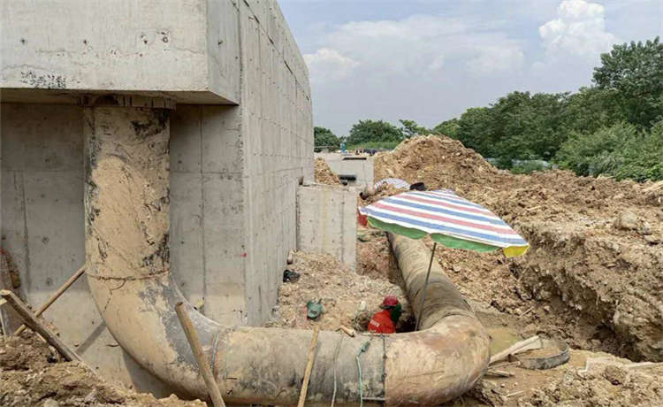 鋼材場鍍鋅板管，貴港610鋼立柱，1720mm螺旋鋼管，埋地螺旋焊管廠家