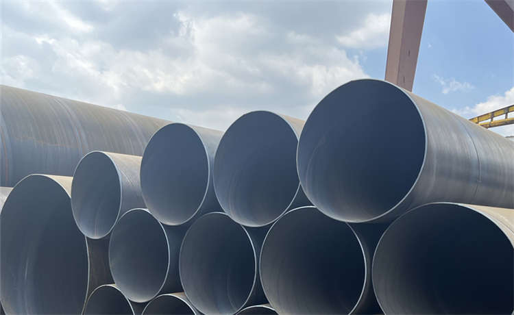 1300mm螺旋焊管，鋼材場(chǎng)2320mm螺旋焊管，火電廠循環(huán)水鋼管，供水防腐螺旋管